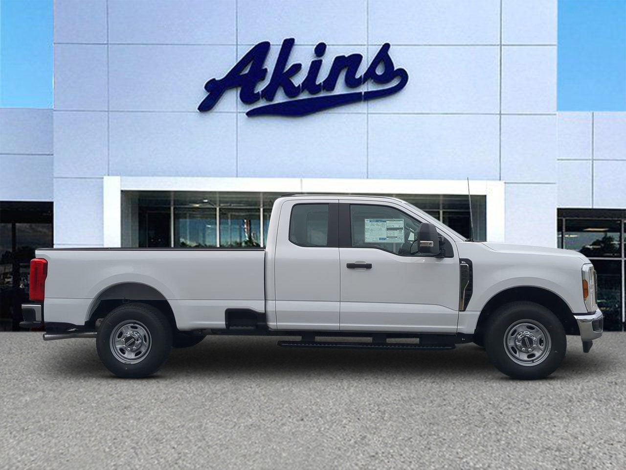 2026 Ford F-250 Super Duty XL's photo