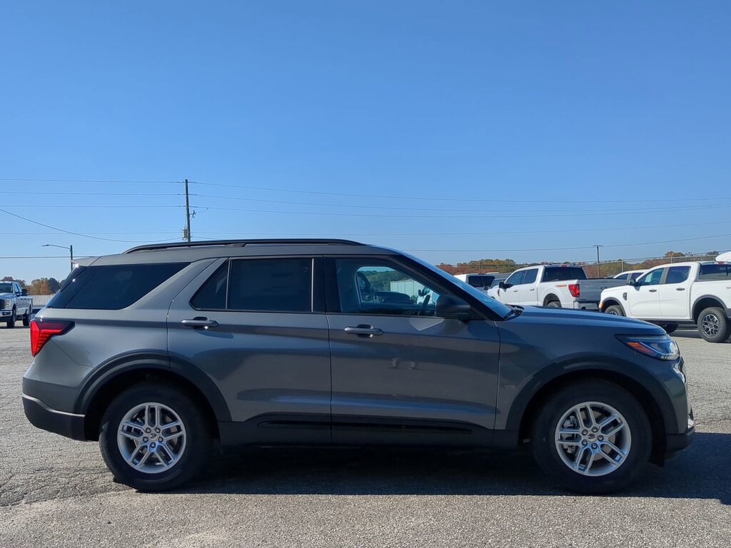 New 2026 Ford Explorer Active SUV
