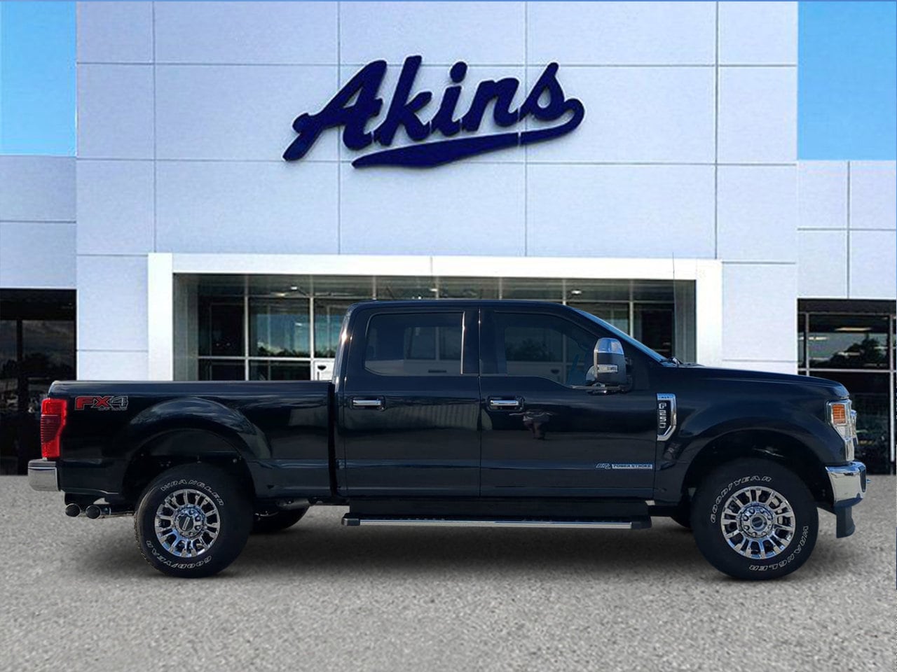 2021 Ford F-250 Super Duty XLT's photo