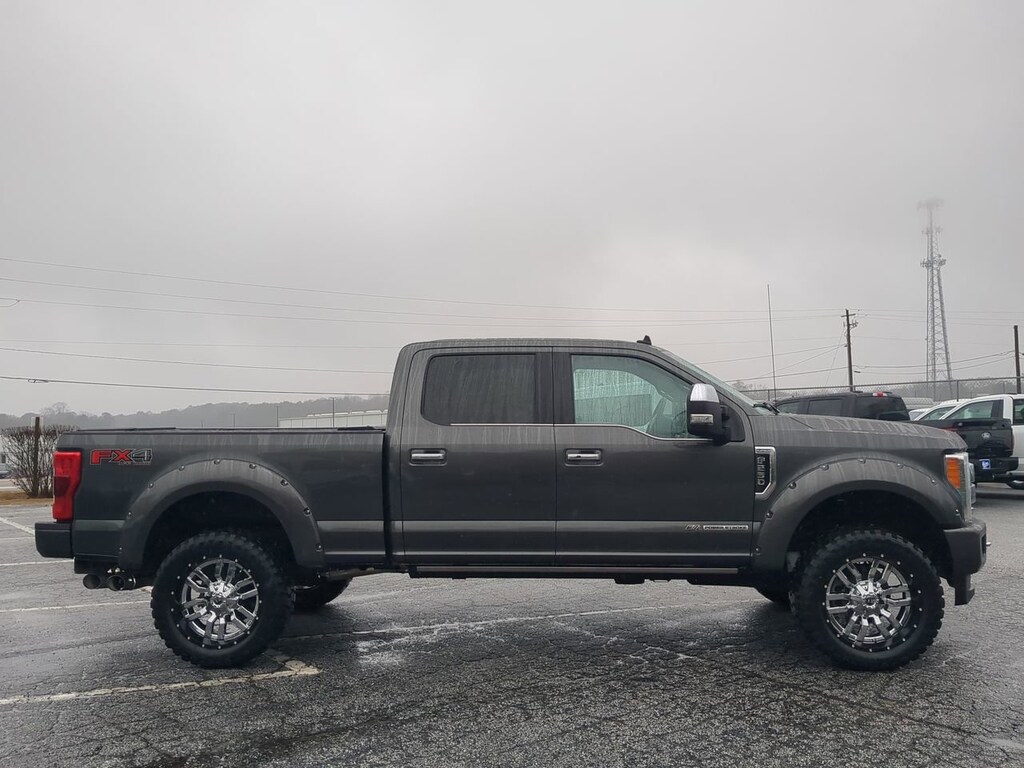 Used 2019 Ford F-250 Platinum Crew Cab Truck
