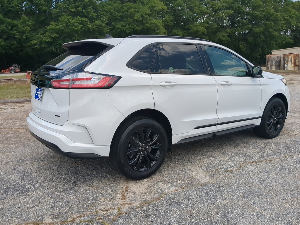 Certified 2024 Ford Edge SE SUV