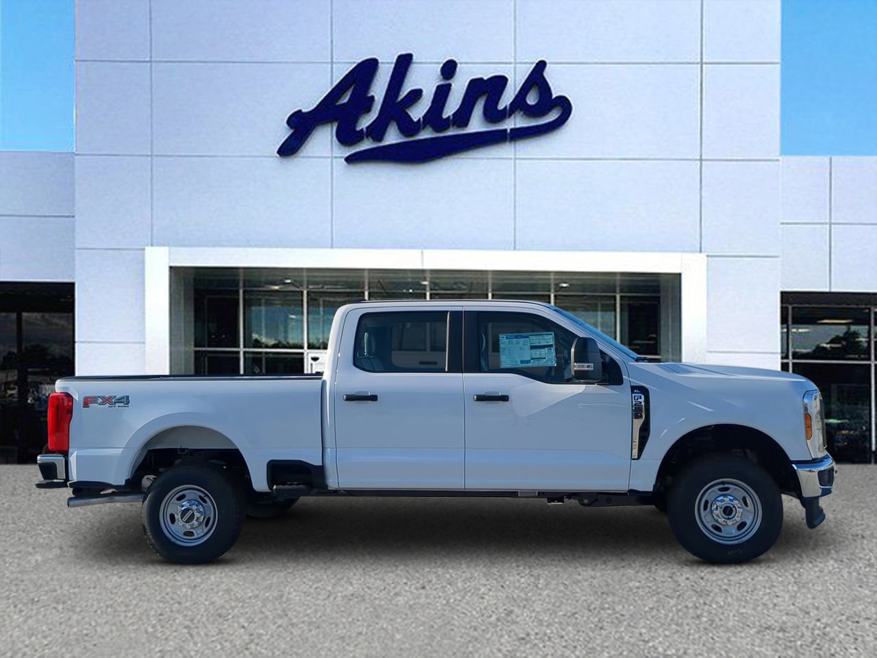 2026 Ford F-250 Super Duty XL's photo