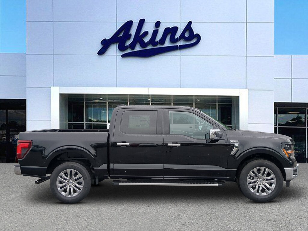 New 2026 Ford F-150 XLT TRUCK
