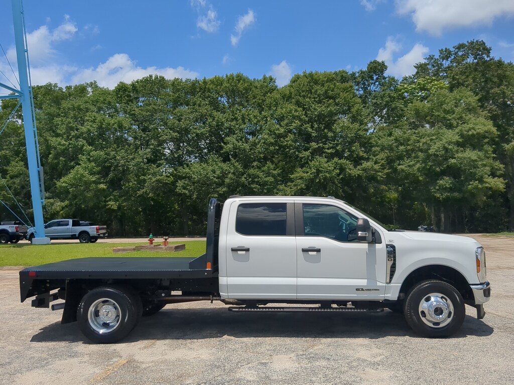 Certified 2025 Ford Superduty Incomplete CREW CAB TRUCK