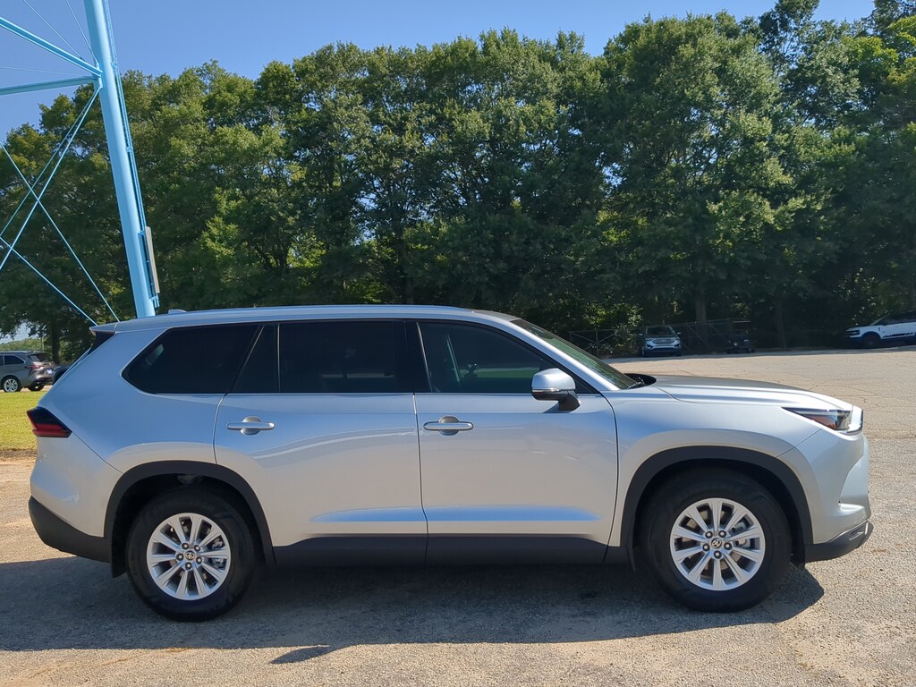 Used 2025 Toyota Grand Highlander XLE SUV