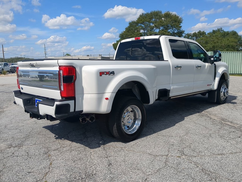 Certified 2024 Ford Superduty Incomplete Platinum DRW CREW CAB LONG BED TRUCK