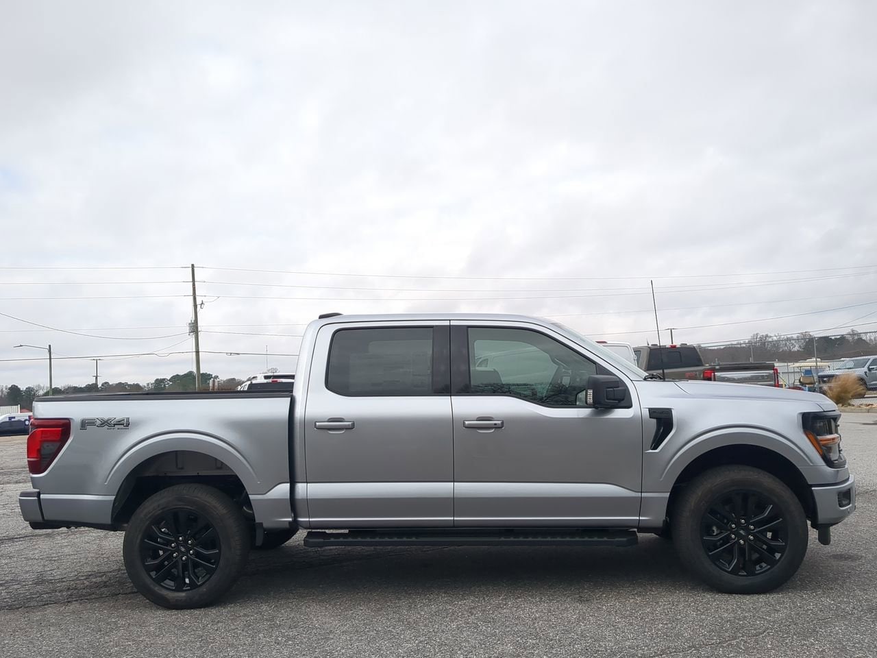 2025 Ford F-150 XLT's photo