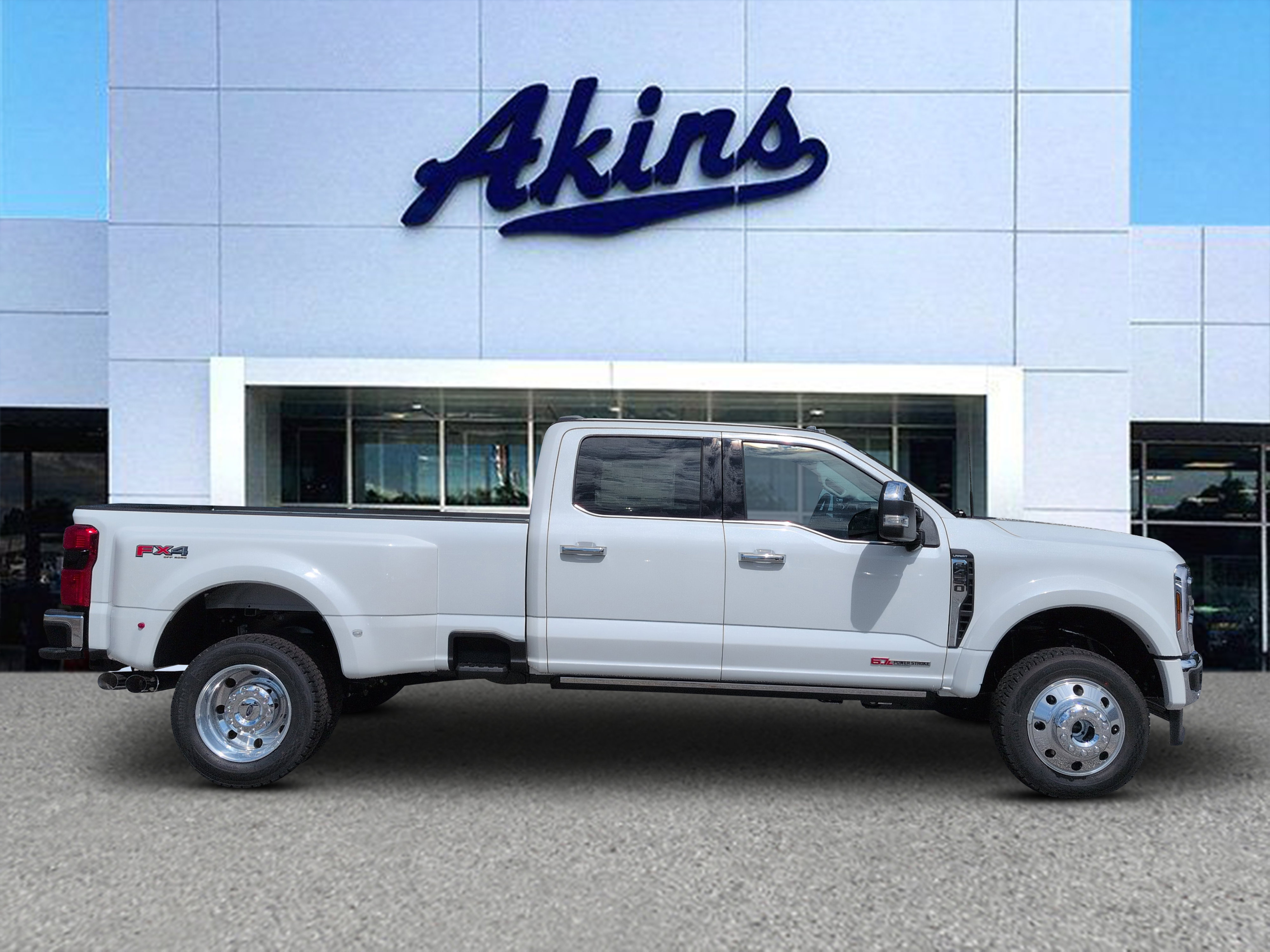 2026 Ford F-450 Super Duty Lariat