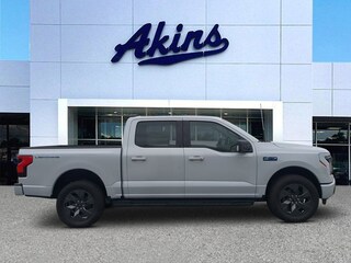 2025 Ford F-150 Lightning Flash TRUCK