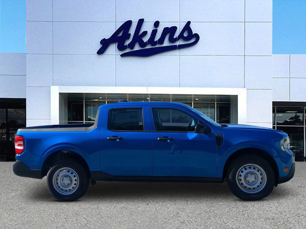New 2025 Ford Maverick XL TRUCK
