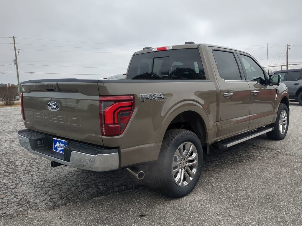 New 2025 Ford F-150 LARIAT TRUCK