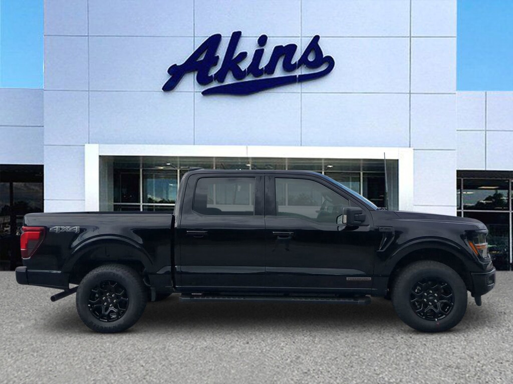 New 2025 Ford F-150 XLT TRUCK