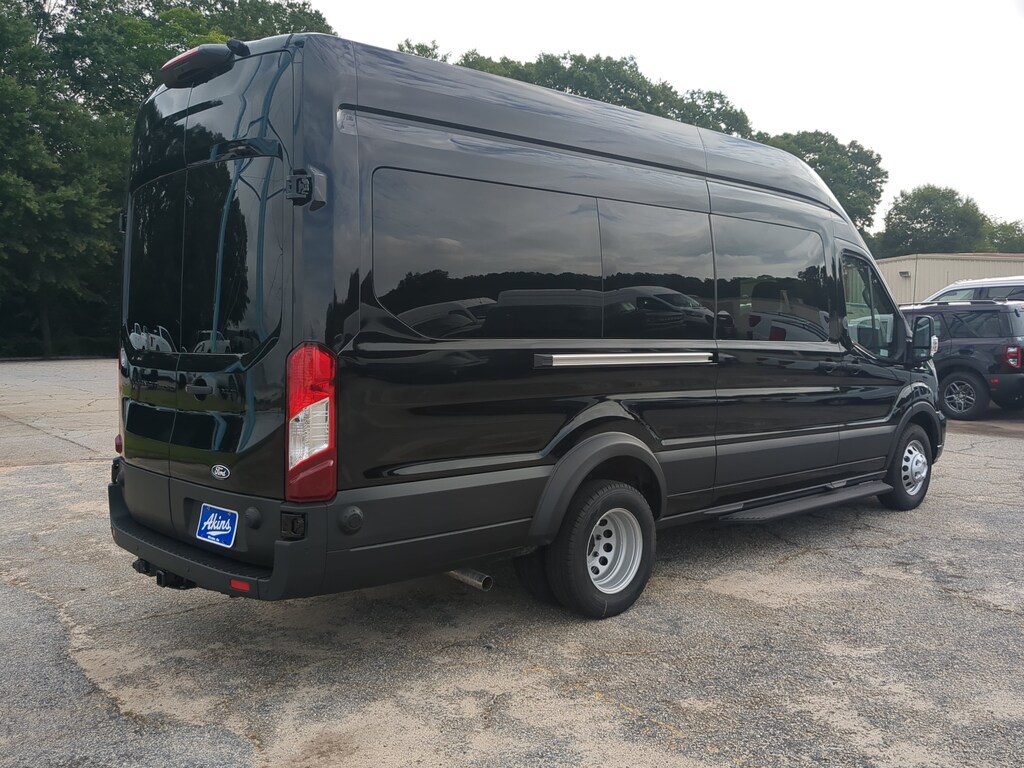New 2026 Ford Transit Passenger Wagon XLT VAN