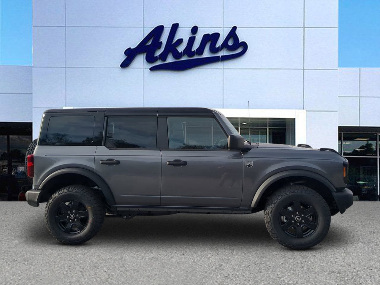 2025 Ford Bronco 4-Door Big Bend's photo