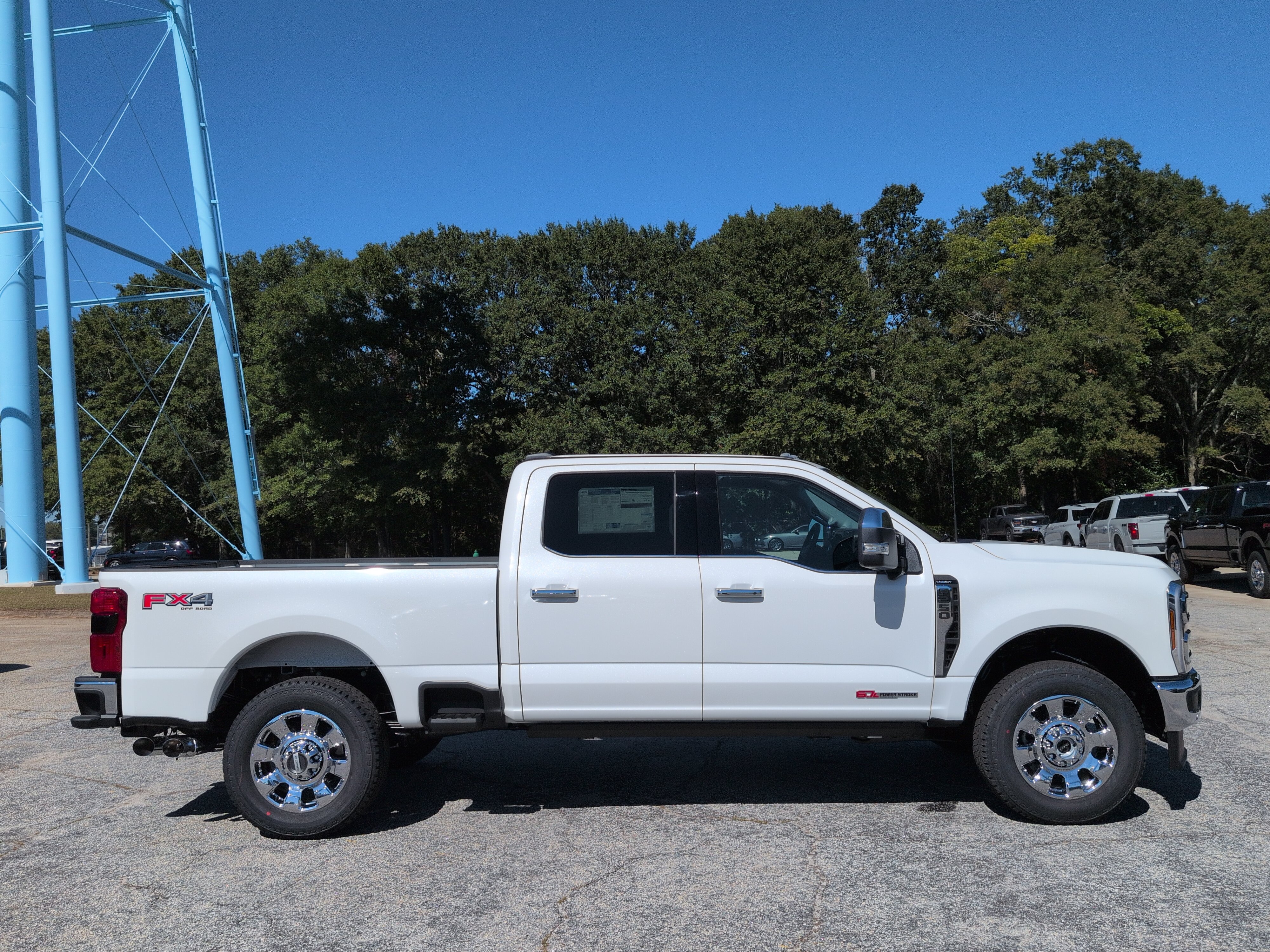 New 2027 Ford Super Duty F-250 SRW LARIAT TRUCK