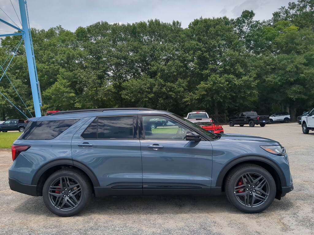 New 2026 Ford Explorer ST SUV