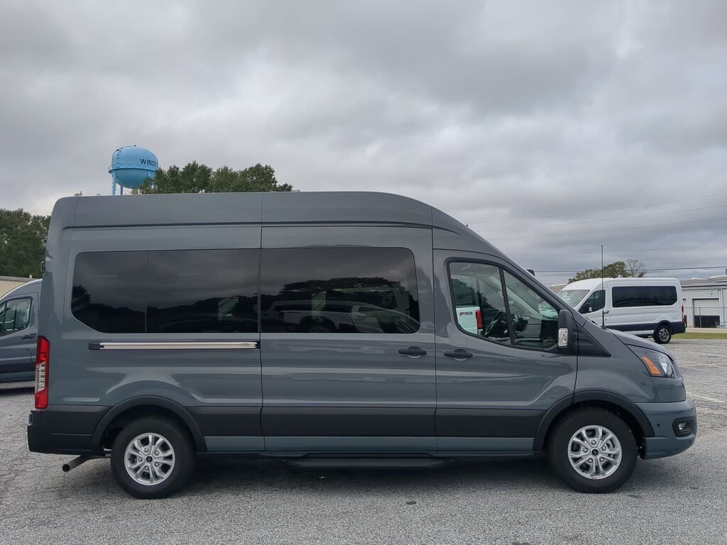 New 2024 Ford Transit 15 Passenger Wagon XLT VAN