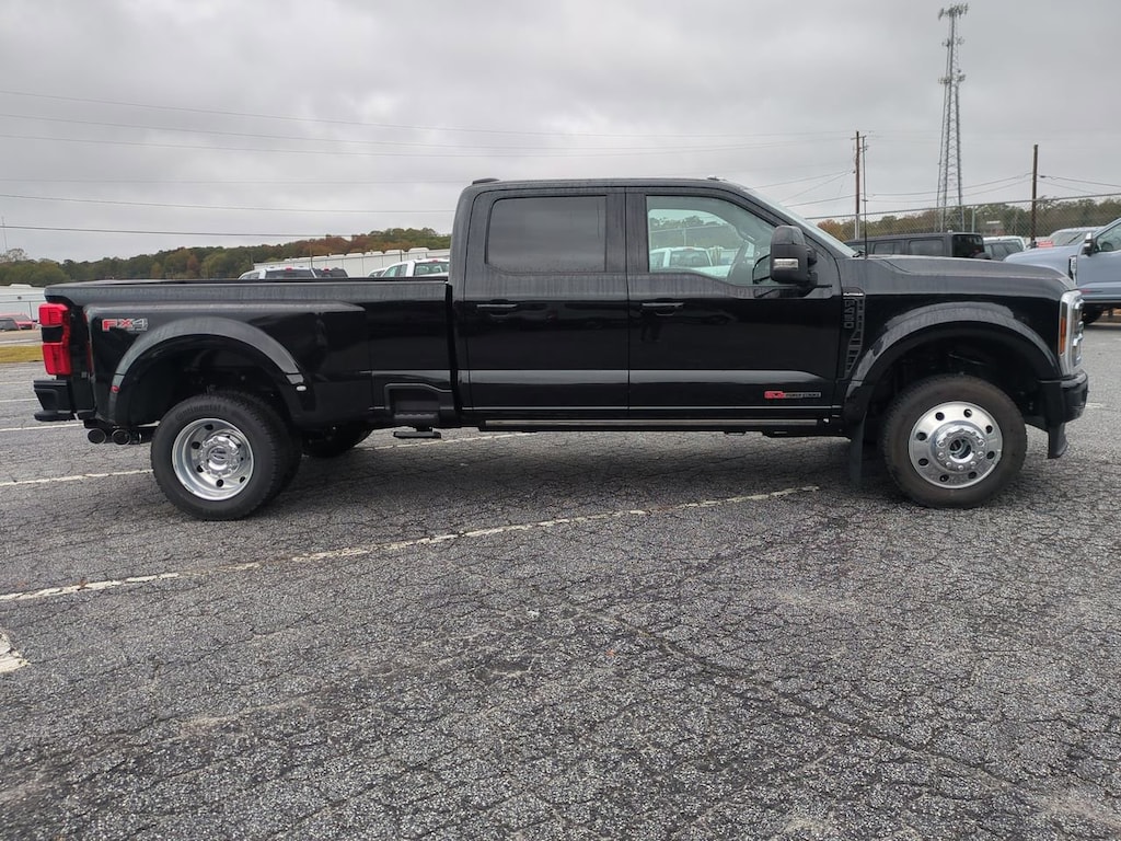 Used 2025 Ford F-450 Platinum DRW Crew Cab Long Bed Truck