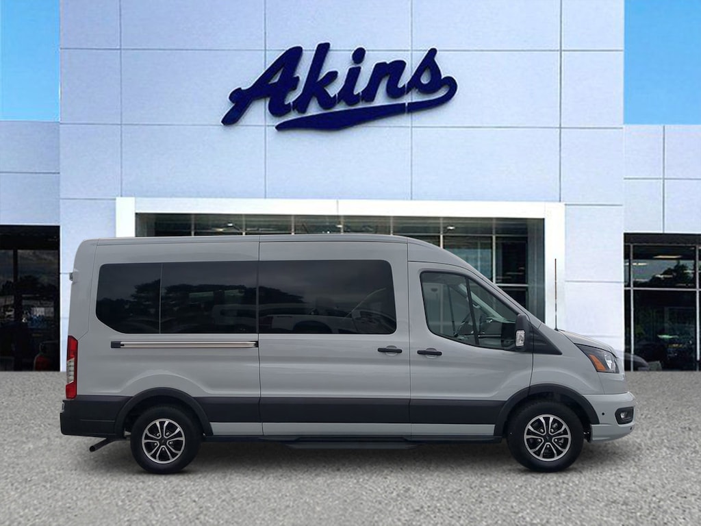 New 2024 Ford Transit 15 Passenger Wagon XLT VAN