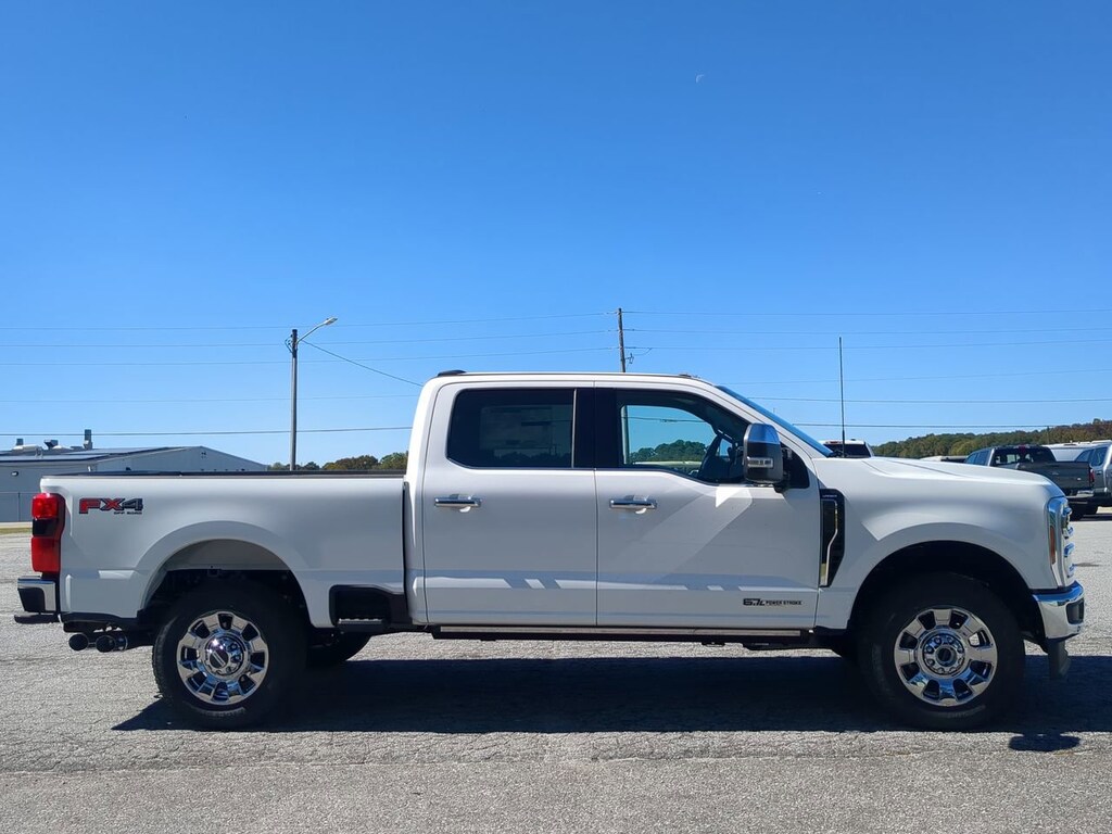 New 2026 Ford Super Duty F-350 SRW LARIAT TRUCK