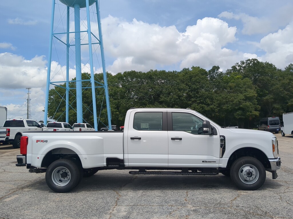 New 2026 Ford Super Duty F-350 DRW XL TRUCK
