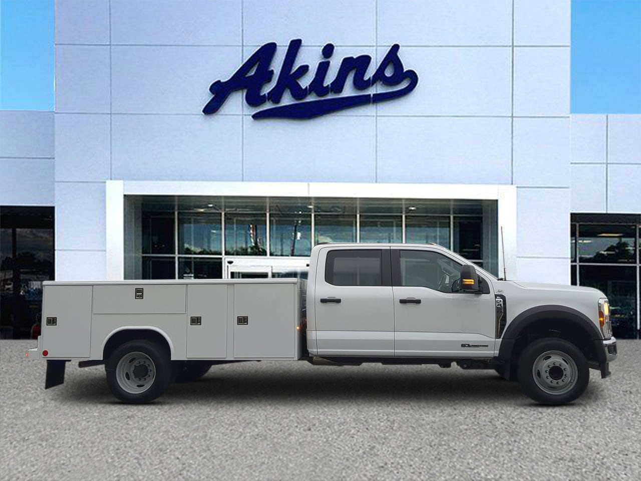 2026 Ford F-450 Super Duty Chassis Cab