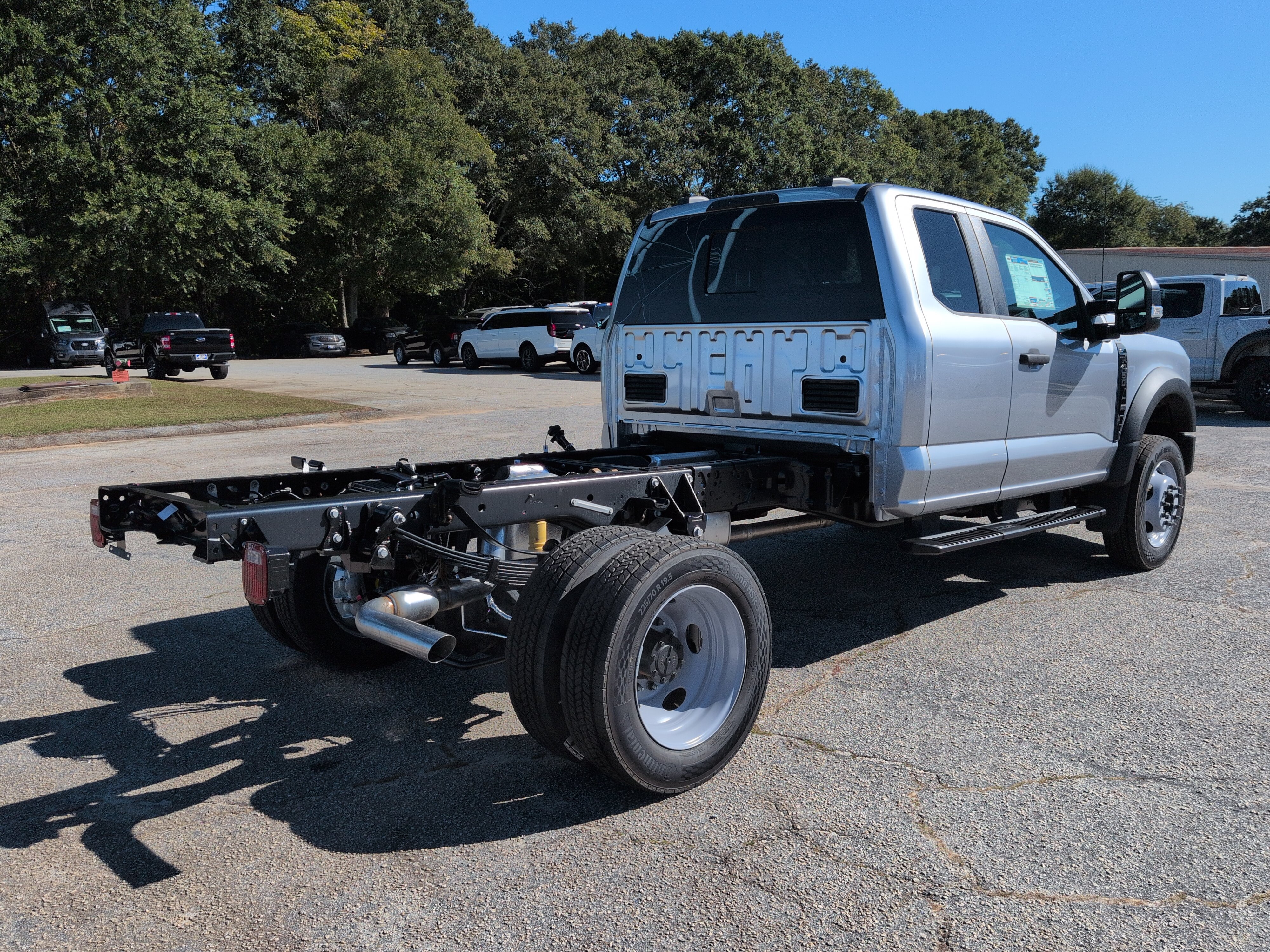 New 2027 Ford Super Duty F-450 DRW XL