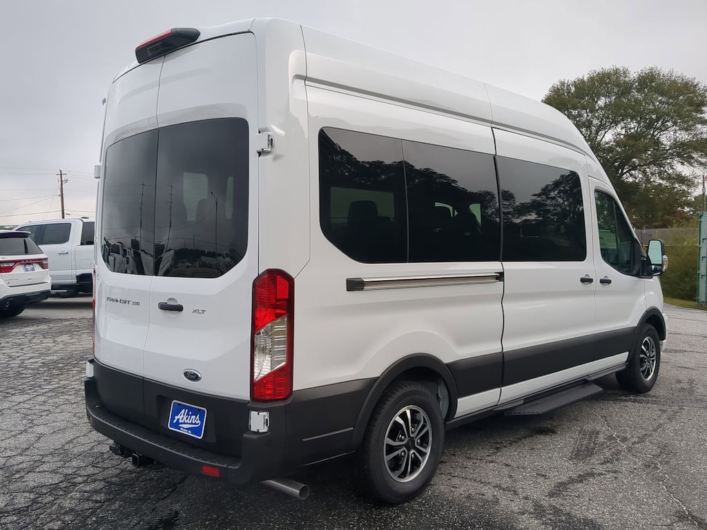 New 2024 Ford Transit 15 Passenger Wagon XLT VAN