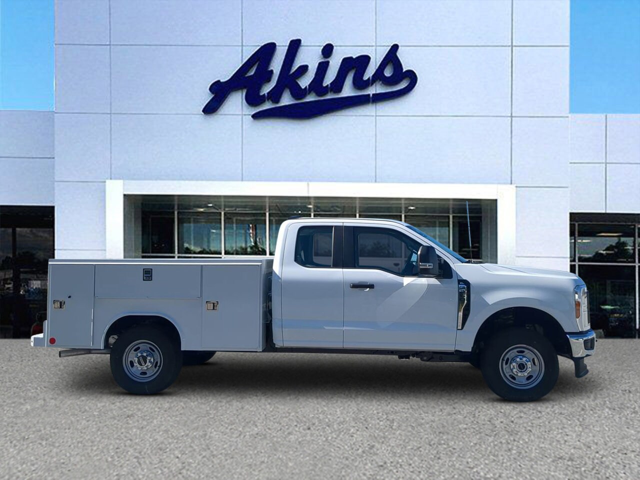 2026 Ford F-250 Super Duty XL's photo