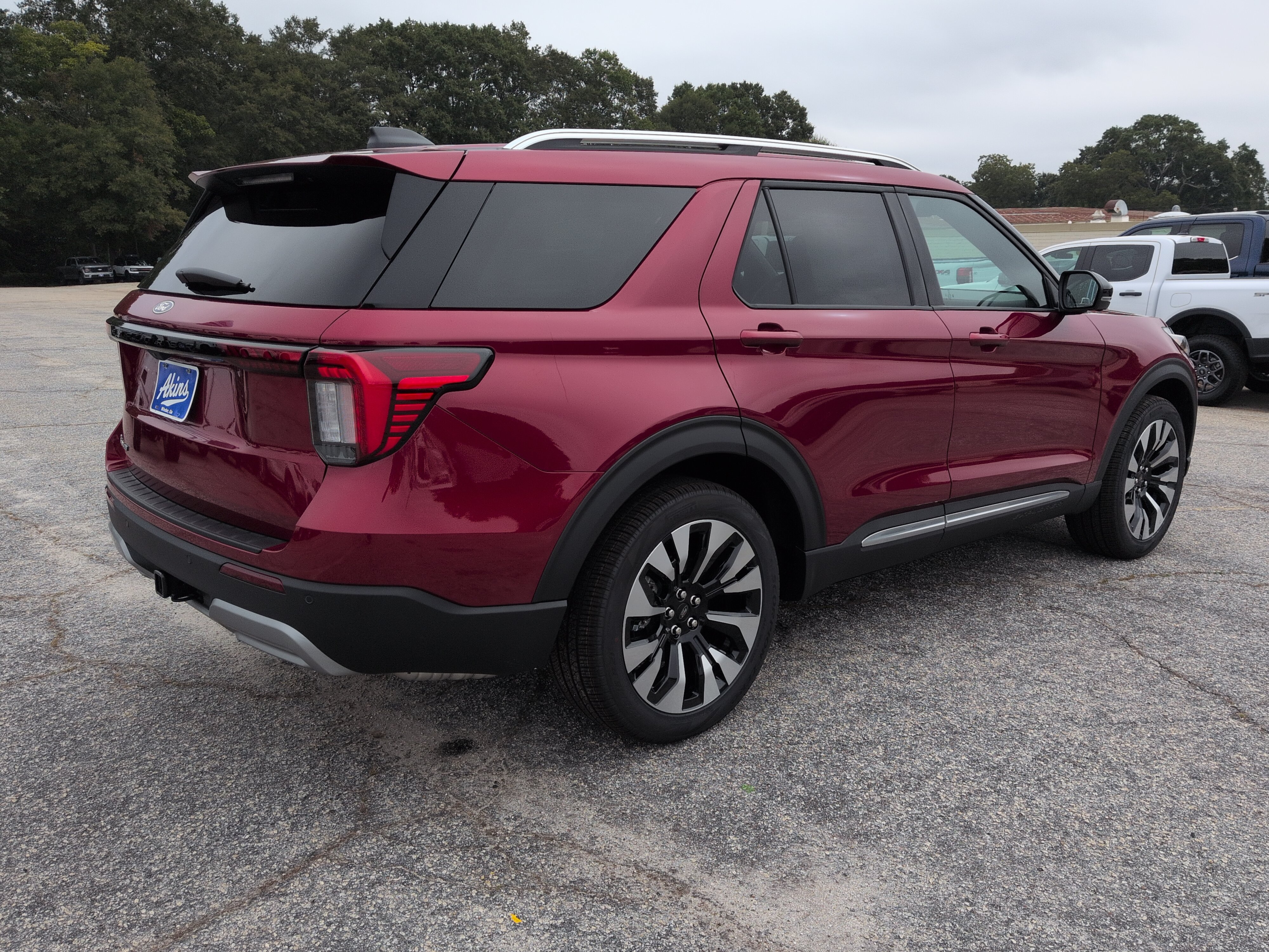 New 2027 Ford Explorer Platinum SUV