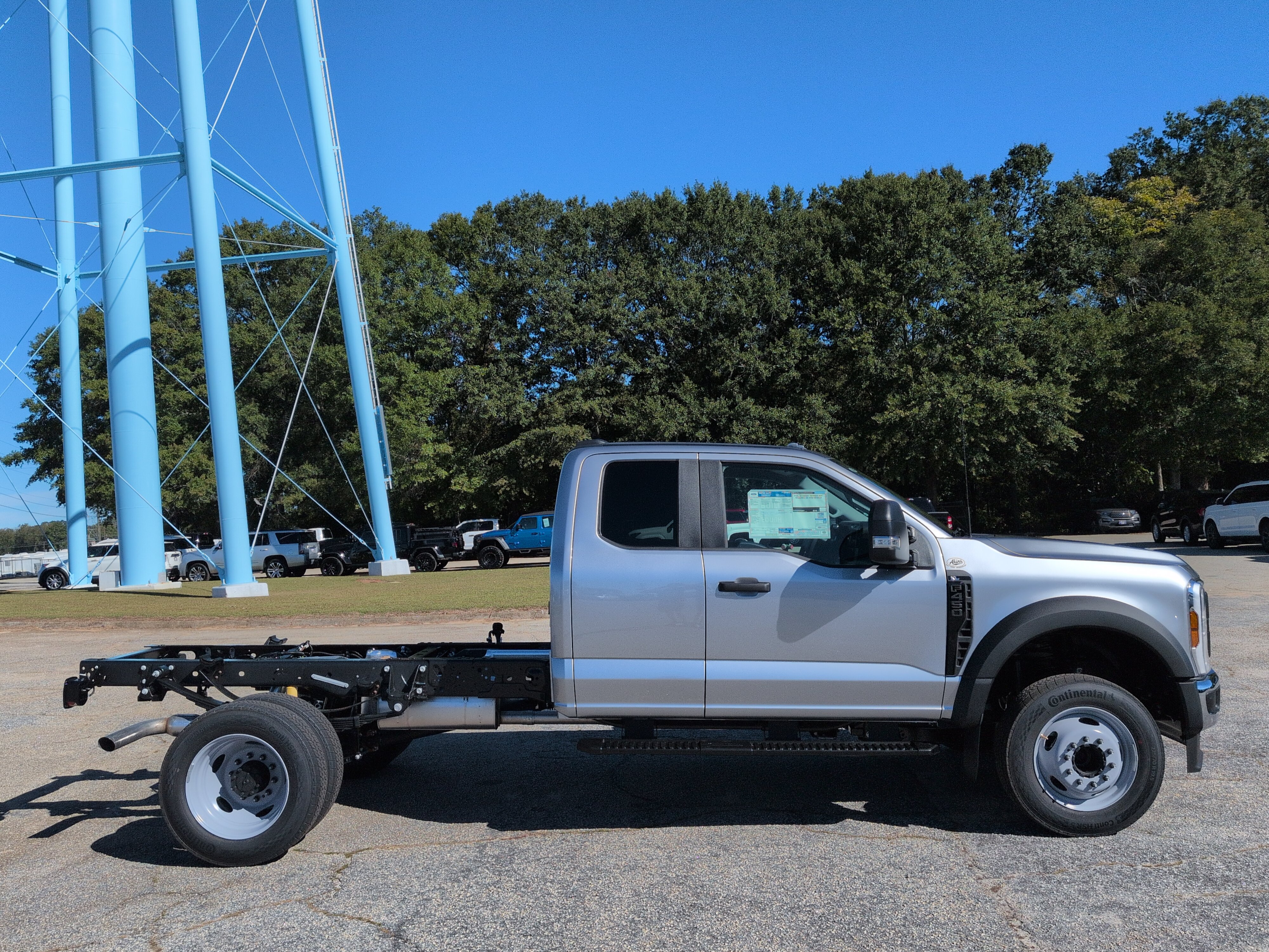  Ford Super Duty F-450 DRW