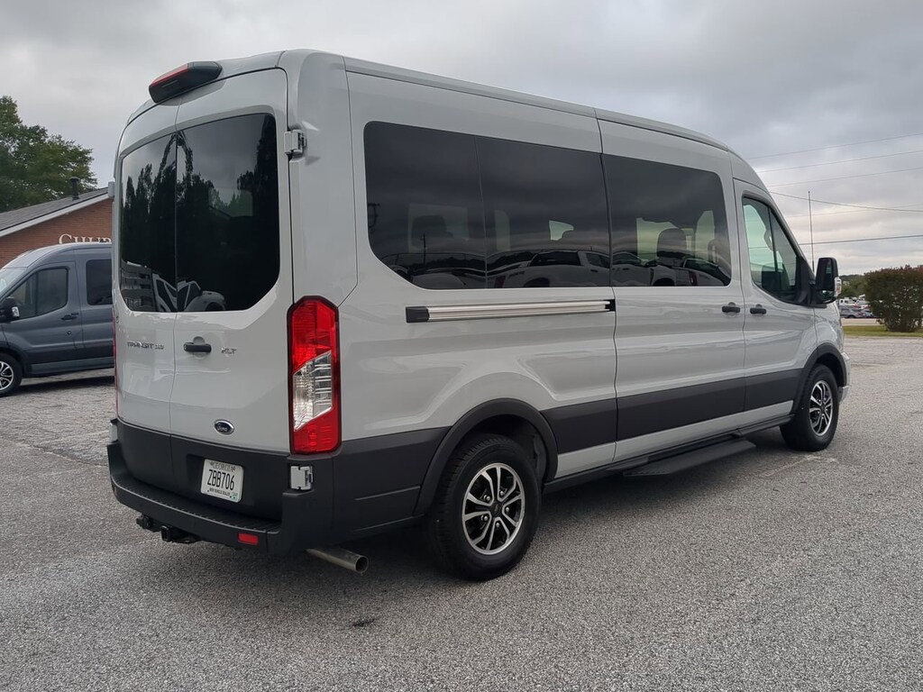 New 2024 Ford Transit 15 Passenger Wagon XLT VAN