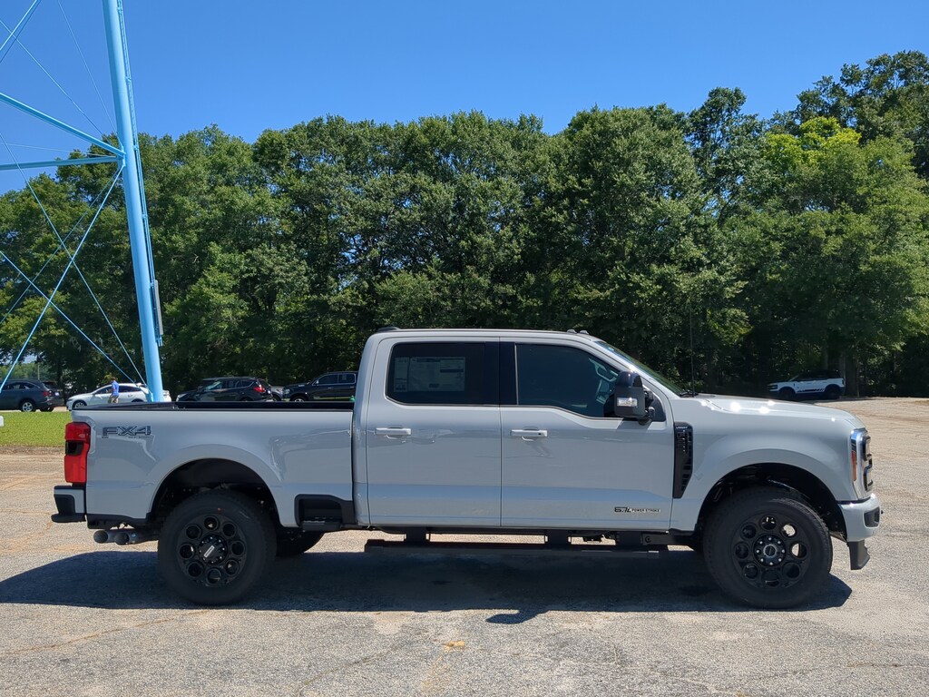 New 2026 Ford Super Duty F-250 SRW Lariat TRUCK