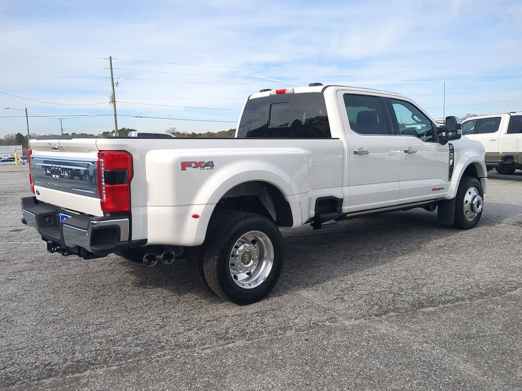 Used 2025 Ford F-450 King Ranch DRW Crew Cab Long Bed Truck