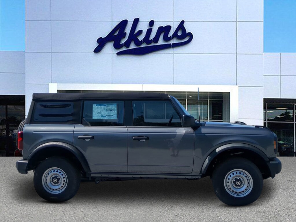 New 2025 Ford Bronco Base SUV