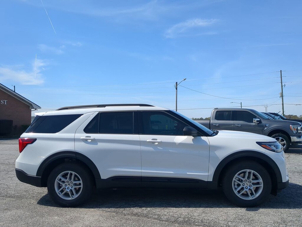 New 2026 Ford Explorer Active SUV