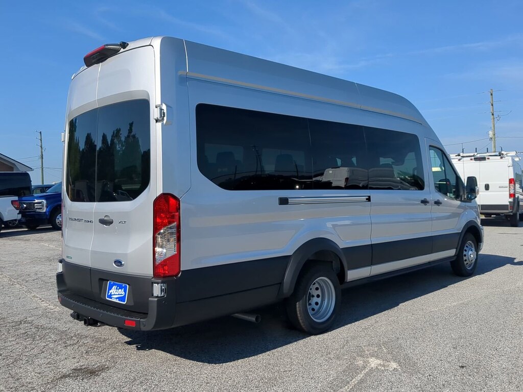 New 2025 Ford Transit Passenger Wagon XLT VAN