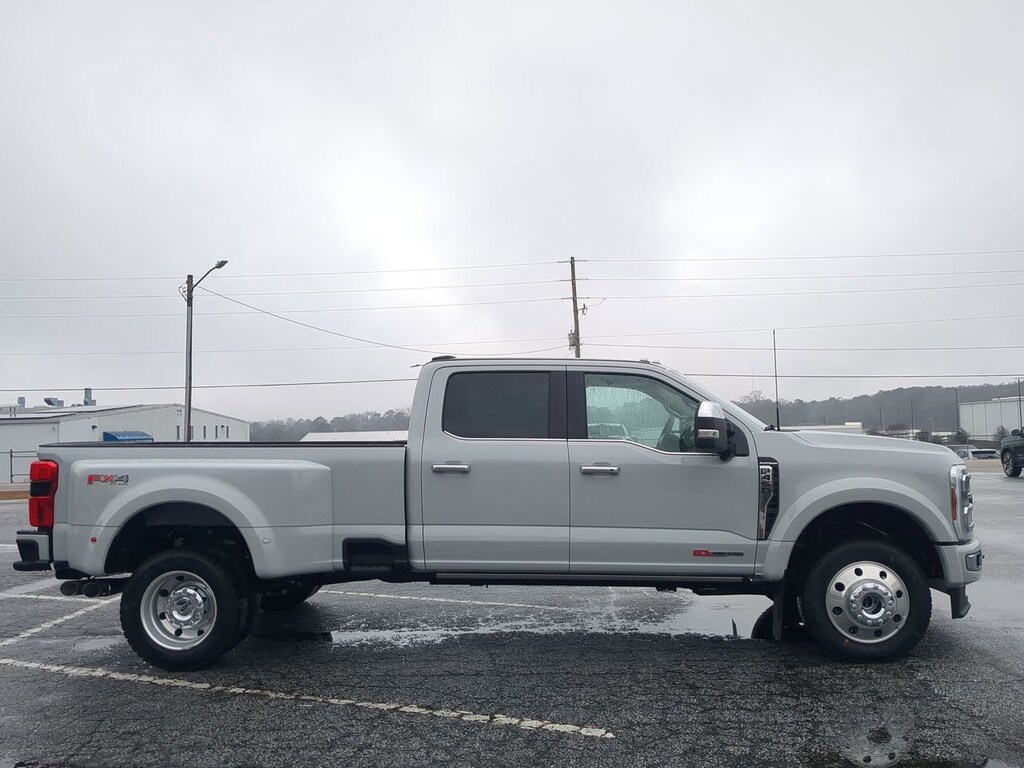 New 2026 Ford Super Duty F-450 DRW Platinum Plus TRUCK