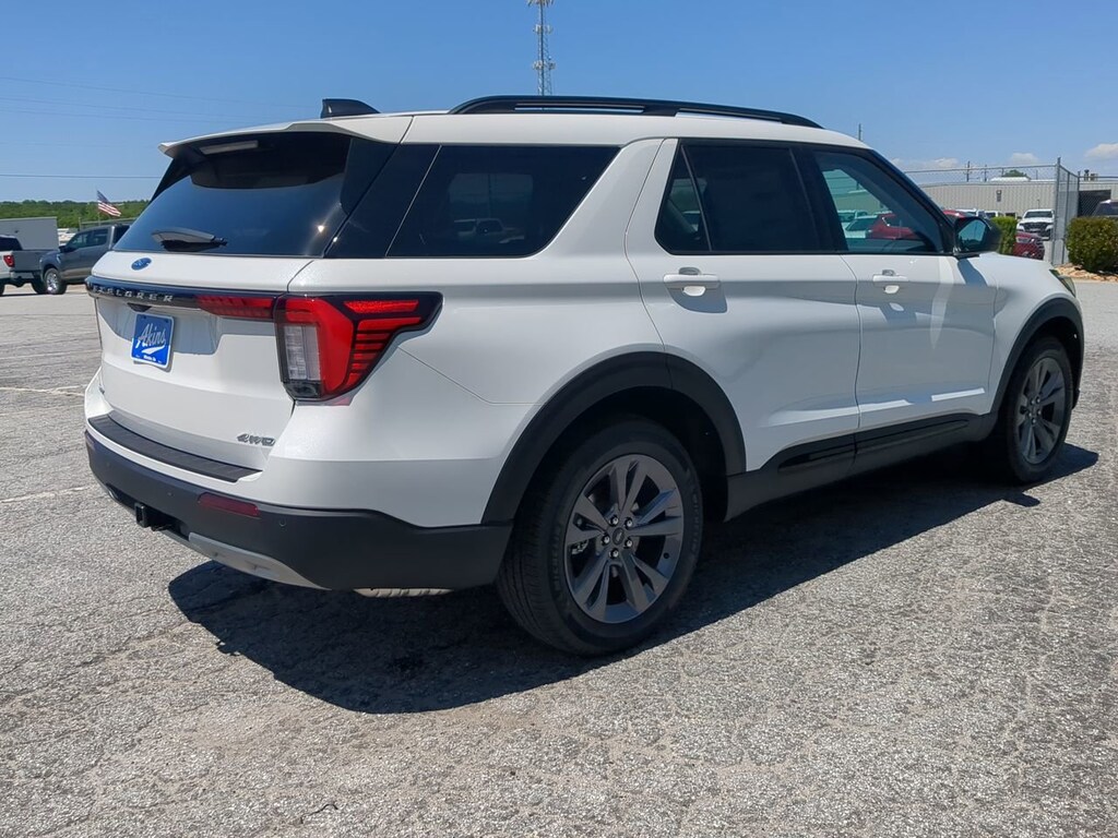 New 2026 Ford Explorer Active SUV