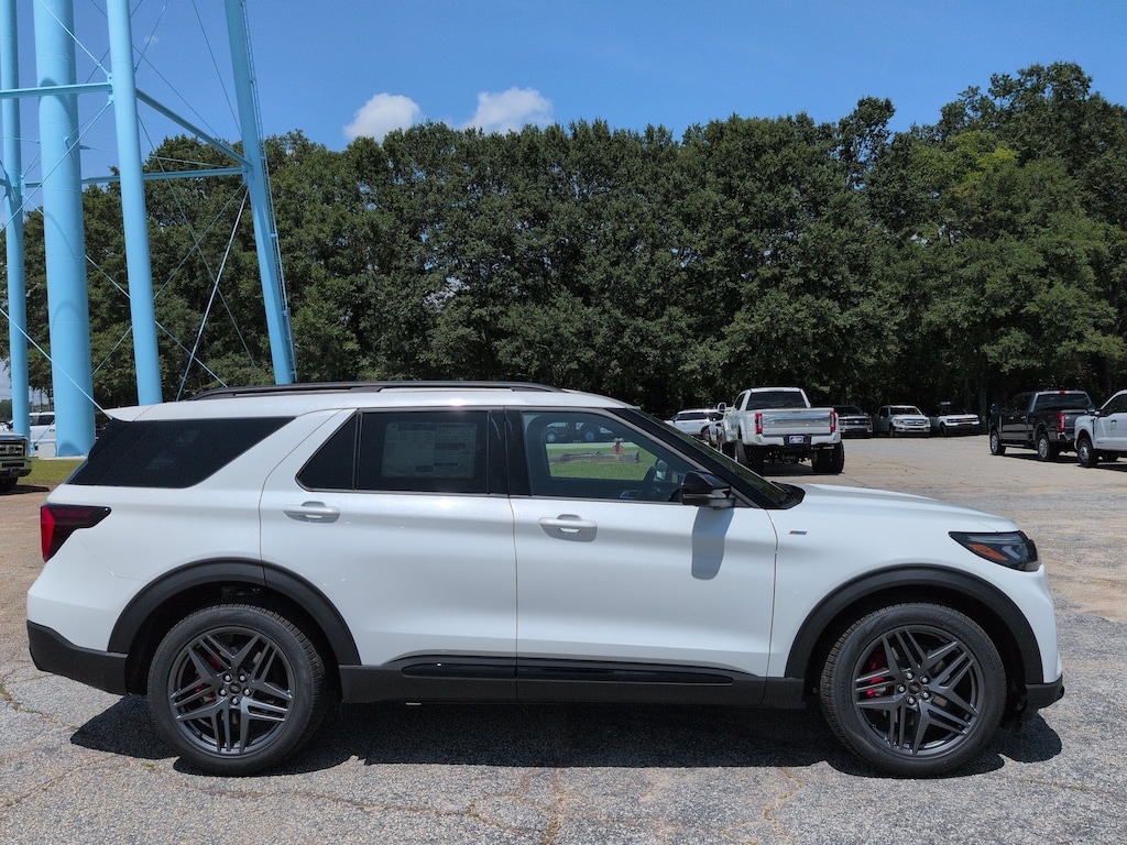 New 2026 Ford Explorer ST-Line SUV