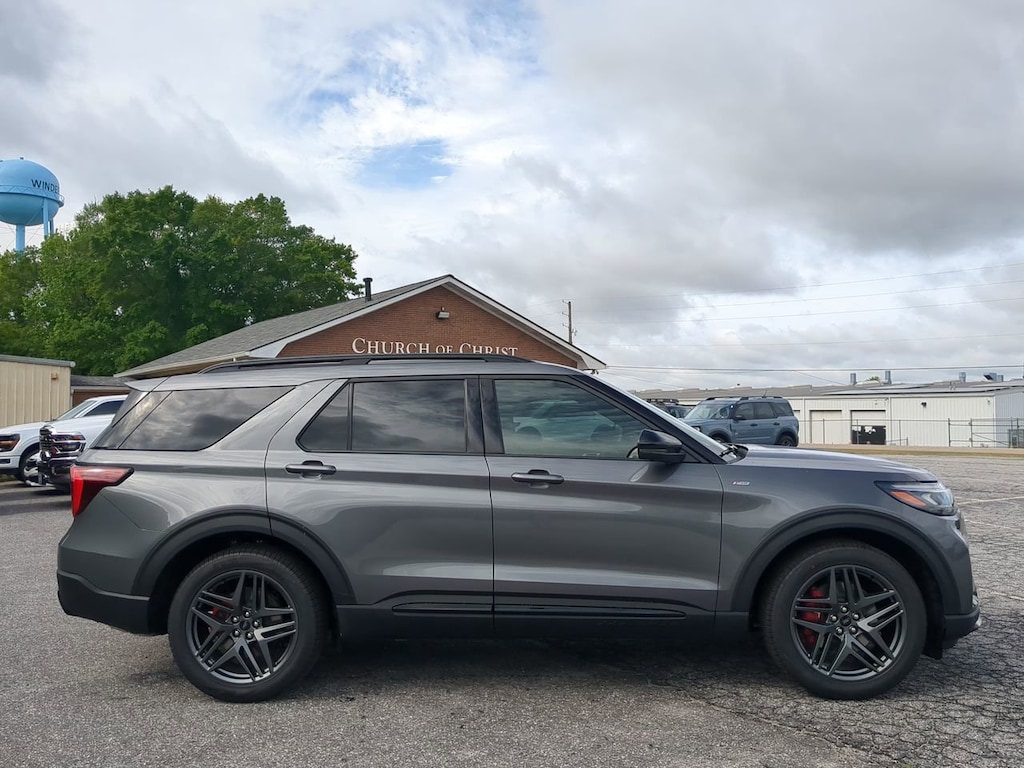 New 2026 Ford Explorer ST-Line SUV