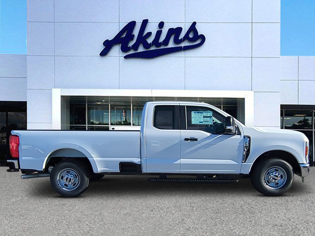 2026 Ford F-250 Super Duty XL's photo