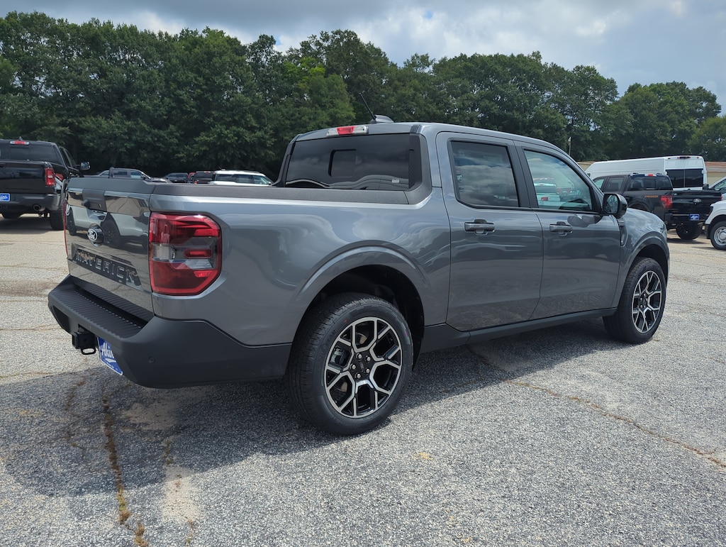 New 2026 Ford Maverick Lariat TRUCK