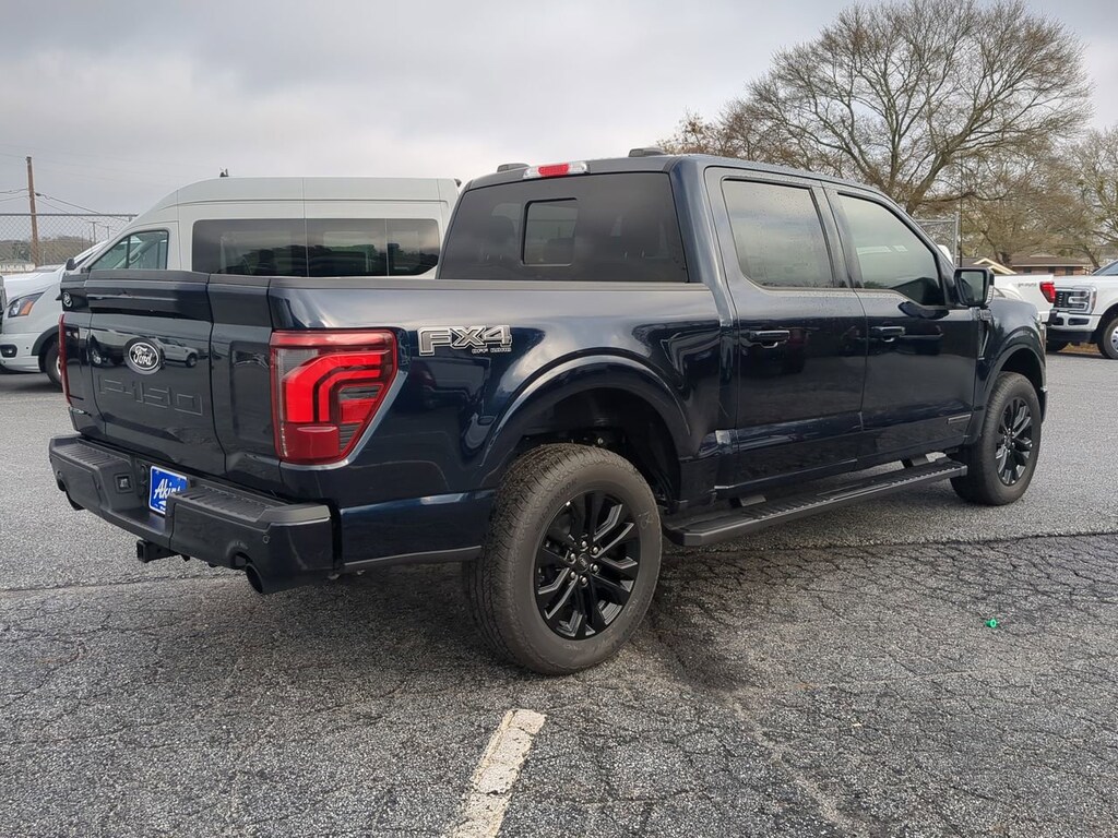 New 2025 Ford F-150 LARIAT TRUCK