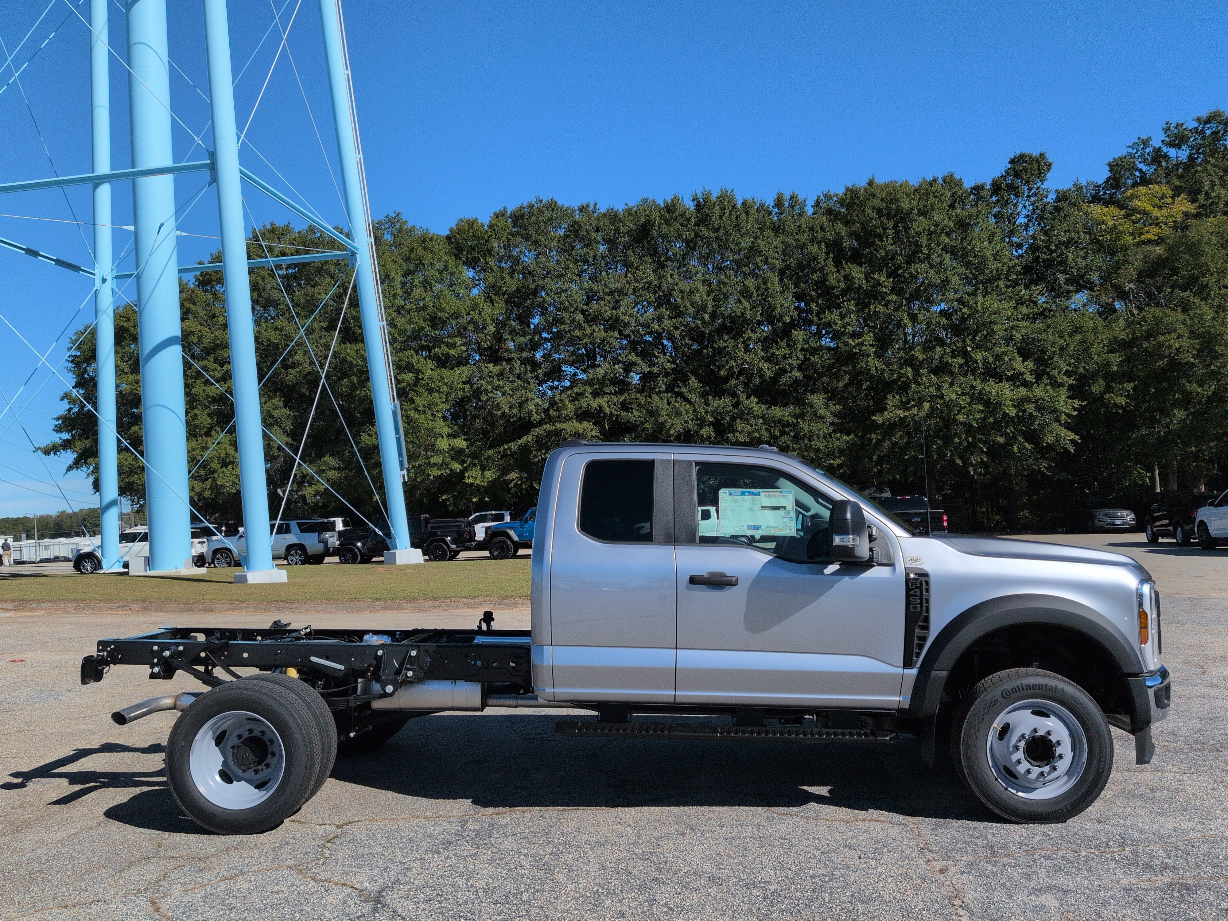New 2027 Ford Super Duty F-450 DRW XL