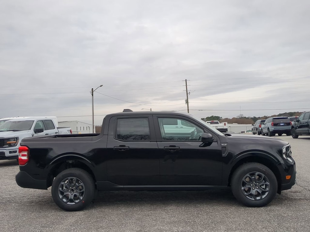 New 2026 Ford Maverick XLT TRUCK