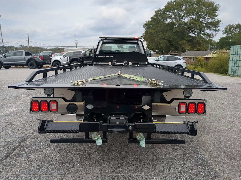 New 2024 Ford Super Duty F-550 DRW XL TRUCK