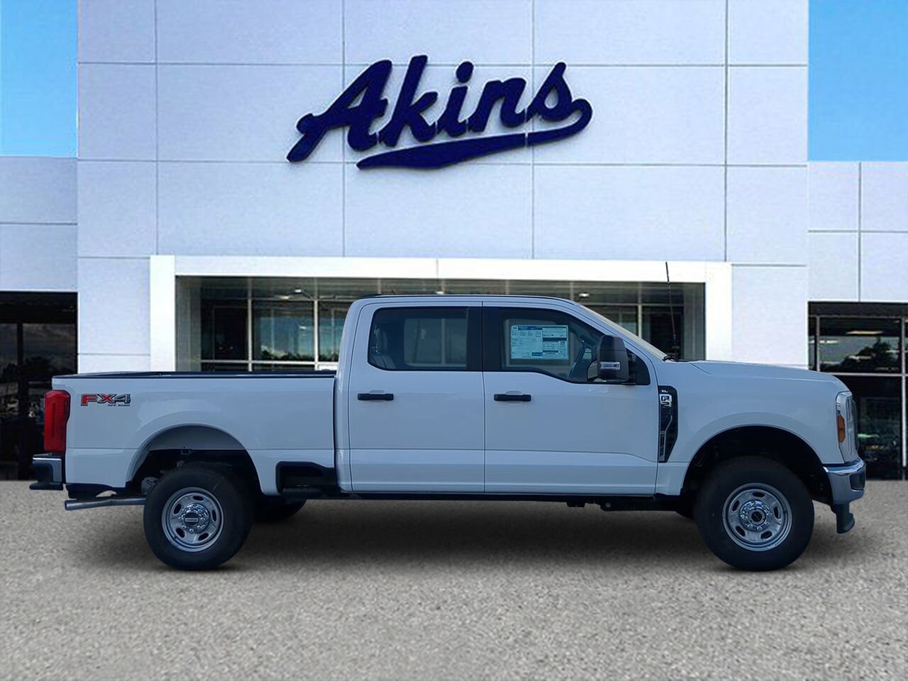 2026 Ford F-250 Super Duty XL's photo