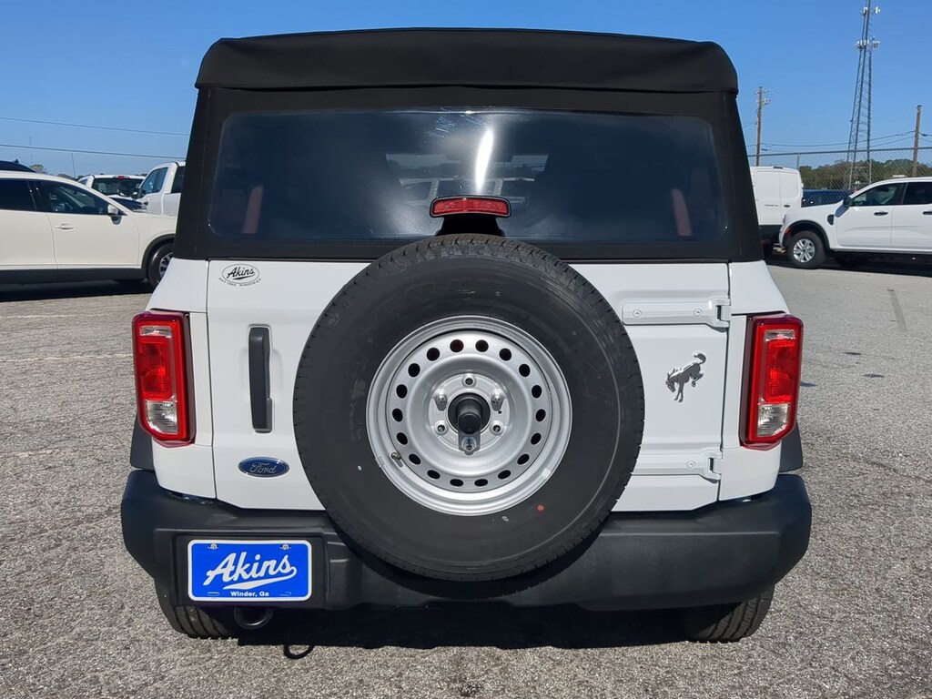 New 2025 Ford Bronco Base SUV