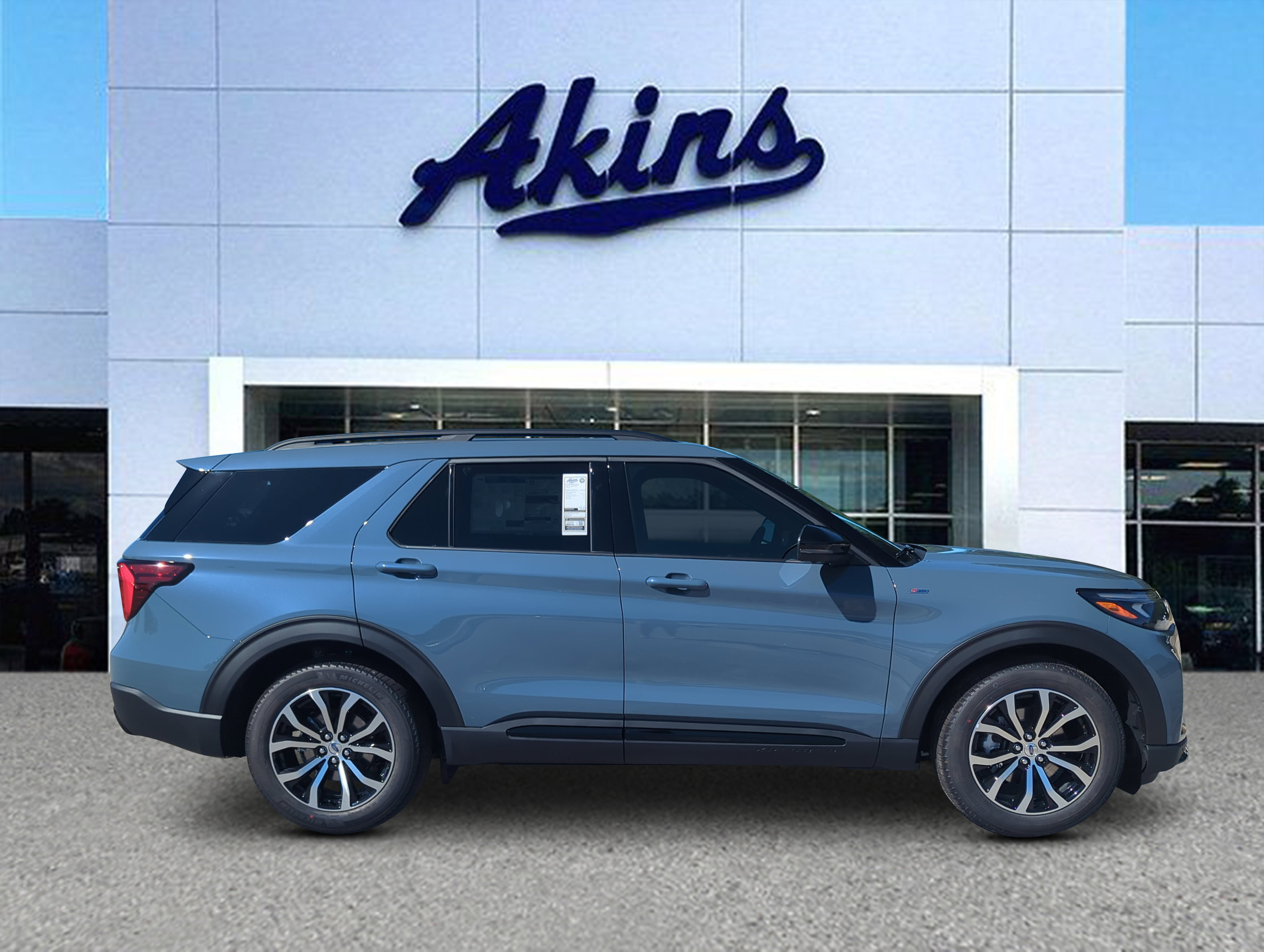  Ford Explorer